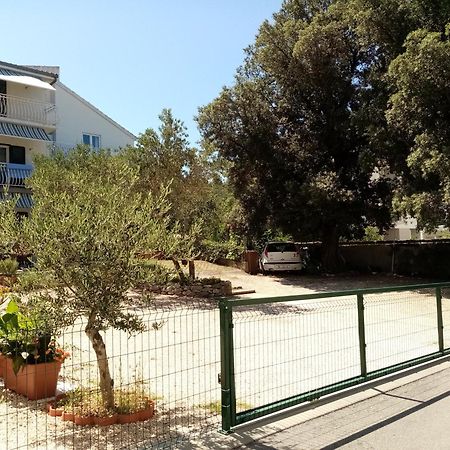 Tihana-Ground Floor With Large Terrace Makarska Dış mekan fotoğraf