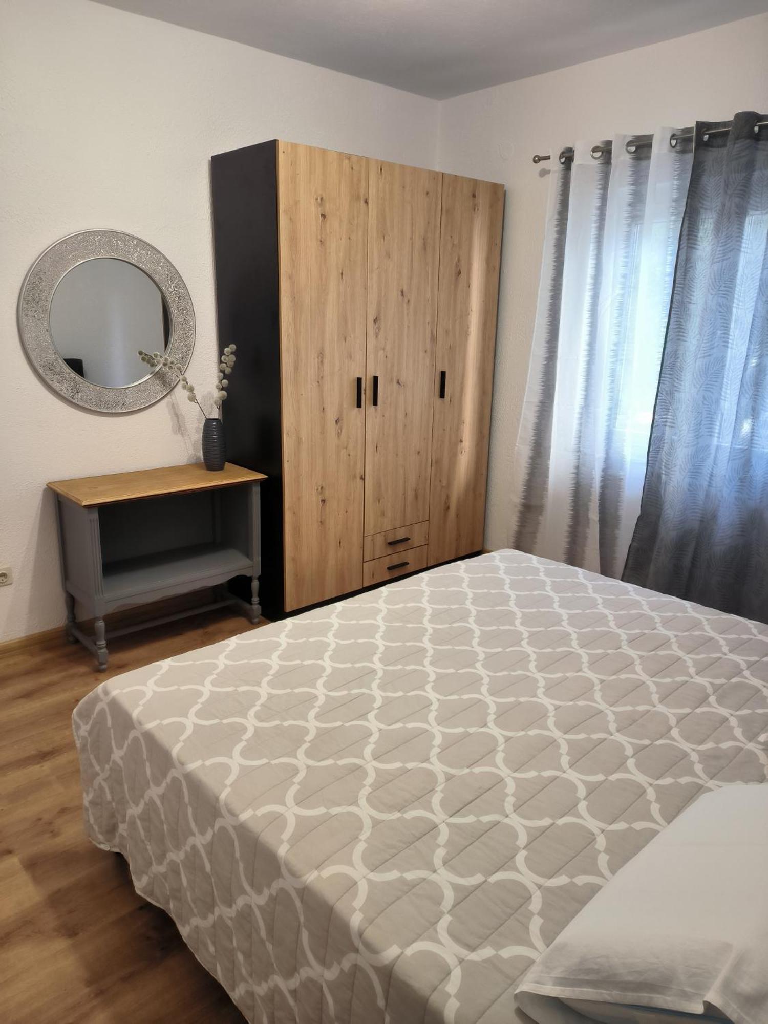 Tihana-Ground Floor With Large Terrace Makarska Dış mekan fotoğraf